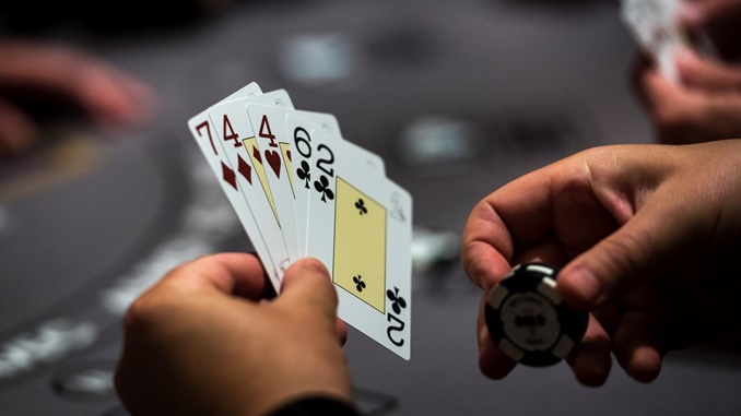 Poker Oyunlarında Nasıl Blöf Yapılır?